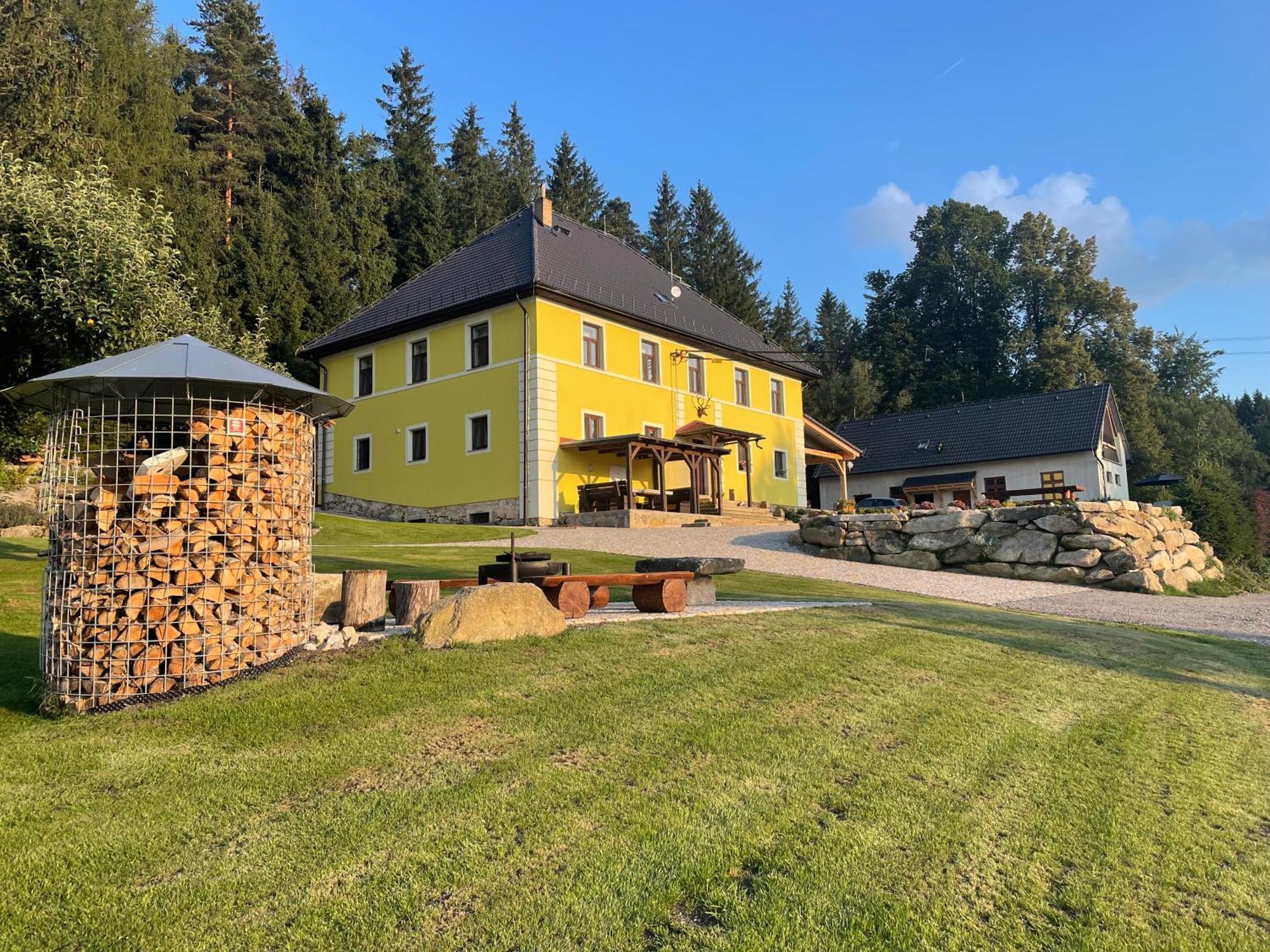 Apartmany Hajovna Lipno Loučovice エクステリア 写真